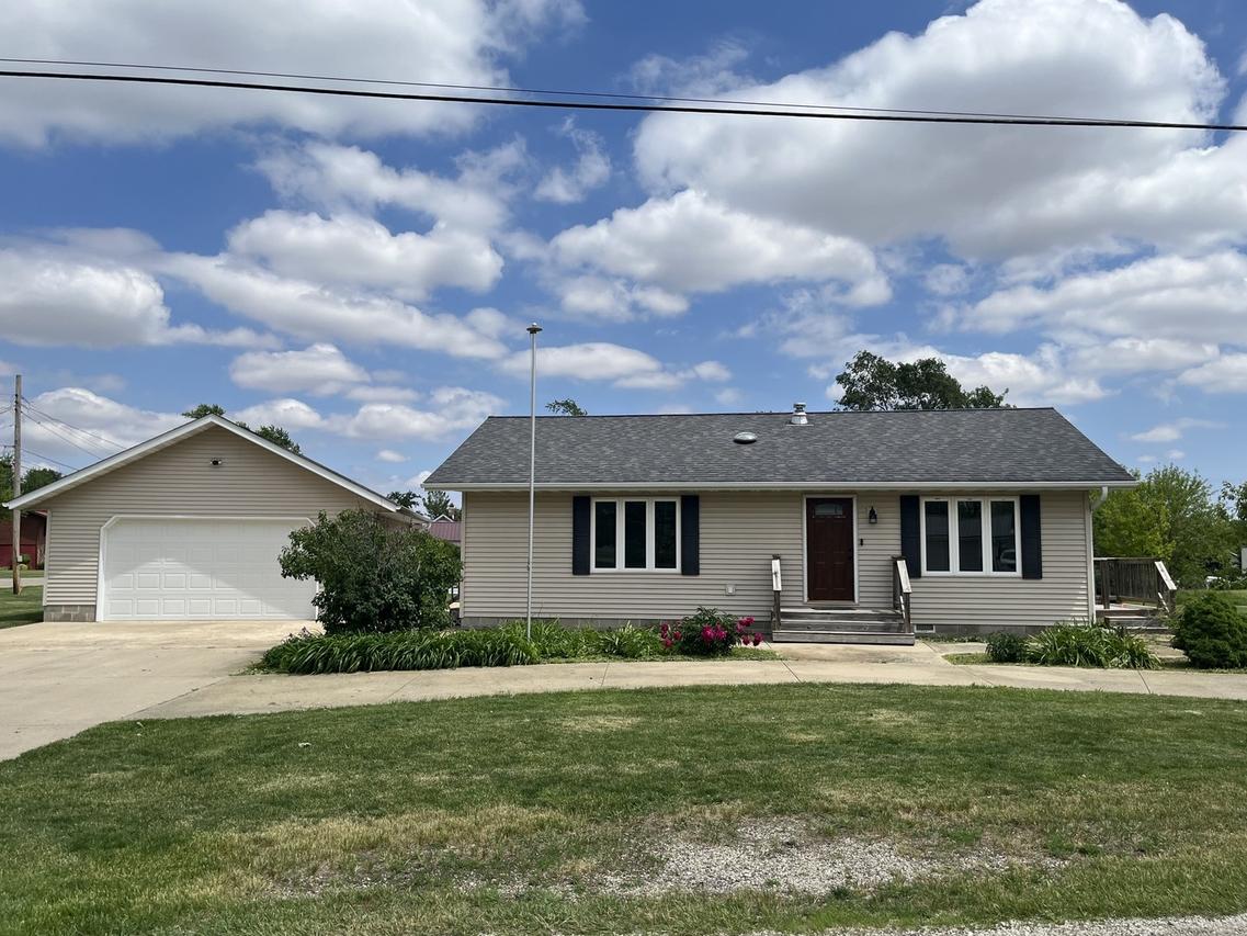 1043 W Mill St., Kewanee, IL 61443