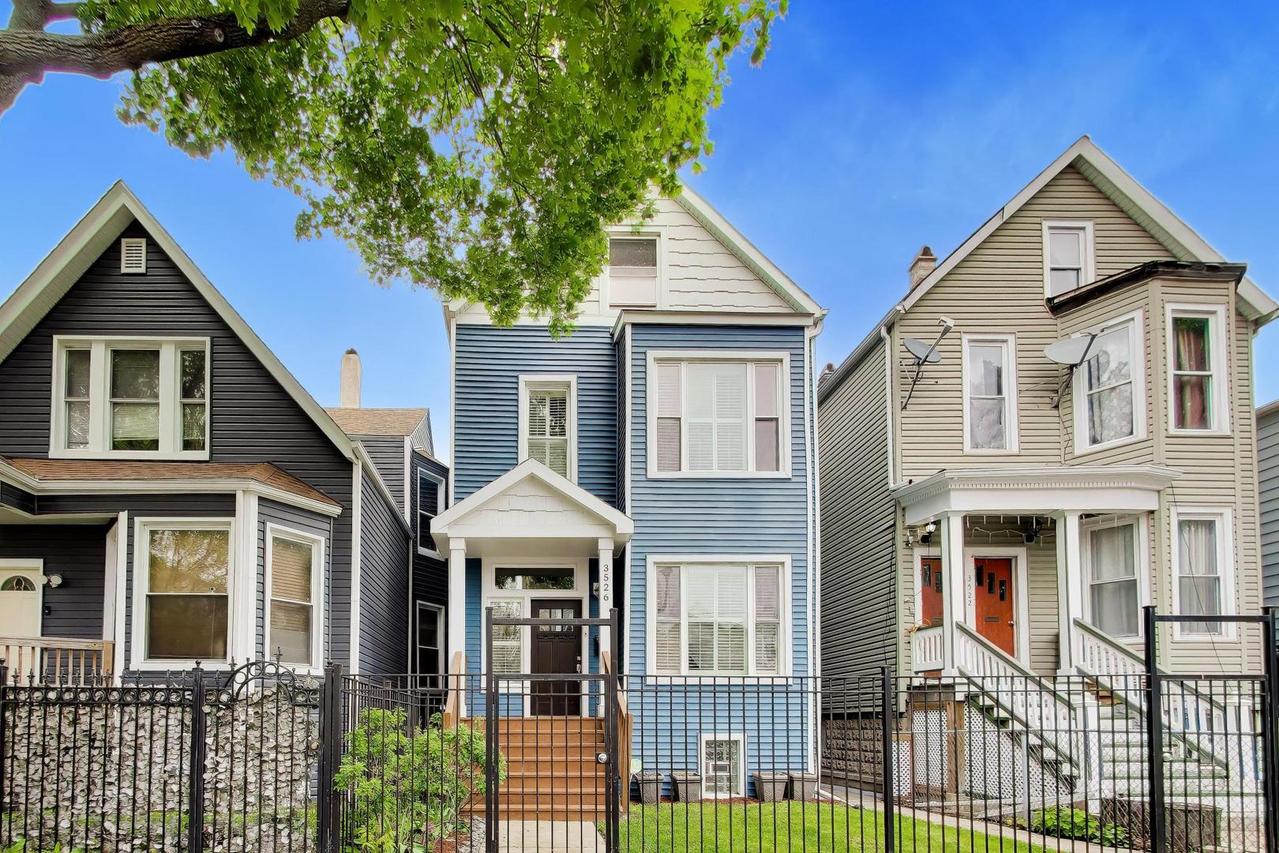 3526 W Mclean Ave., Chicago, IL 60647