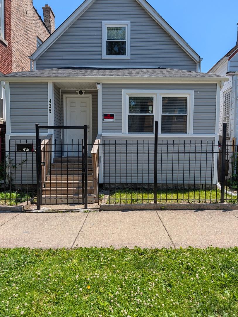 425 N Lawler Ave., Chicago, IL 60644