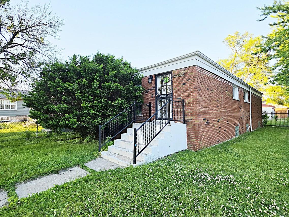 11425 S Elizabeth St., Chicago, IL 60643