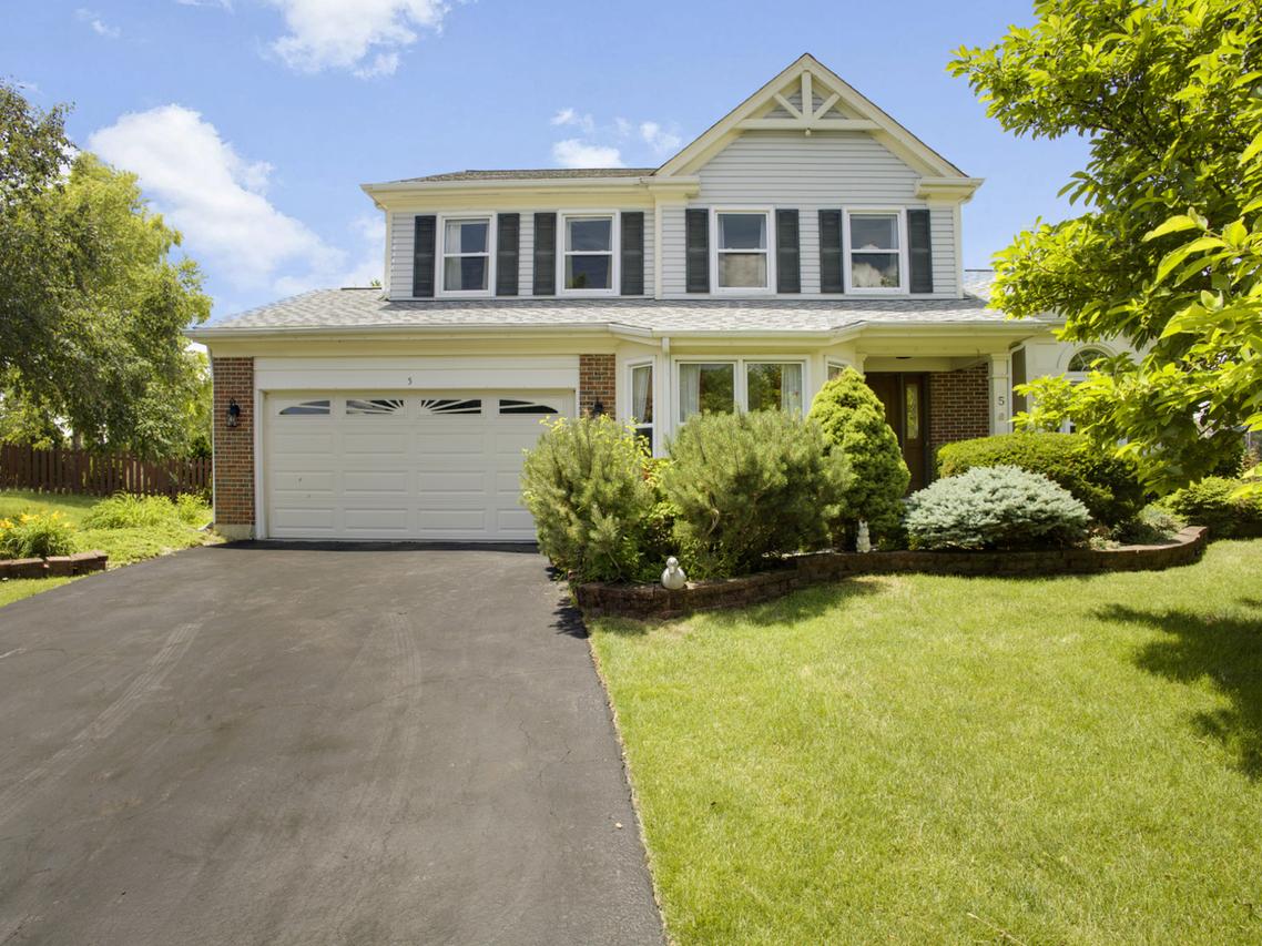 5 Cheswick Ct., Schaumburg, IL 60194