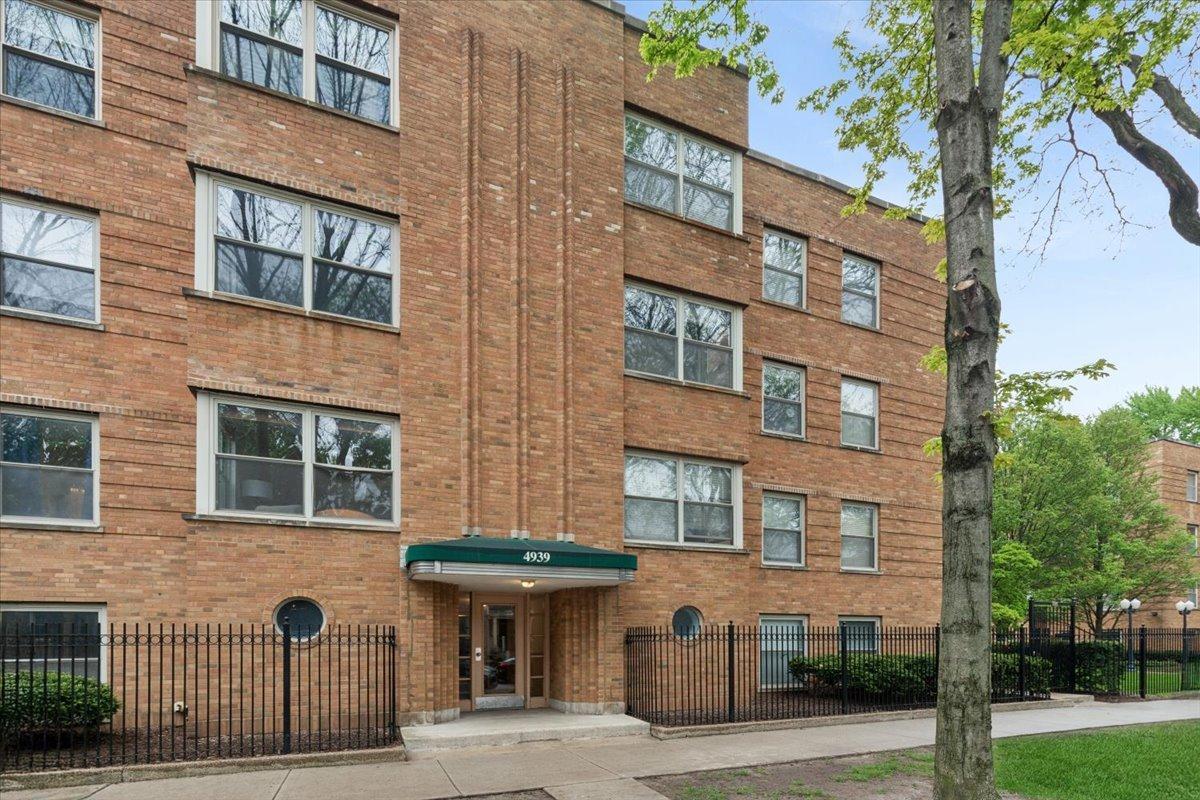 4939 N Wolcott Ave. #1A, Chicago, IL 60640