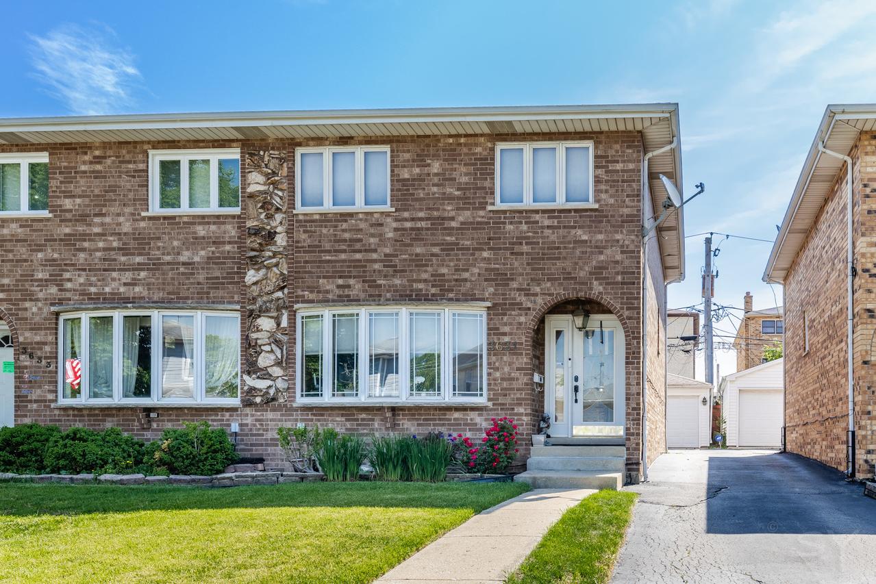 3631 N Pacific Ave., Chicago, IL 60634