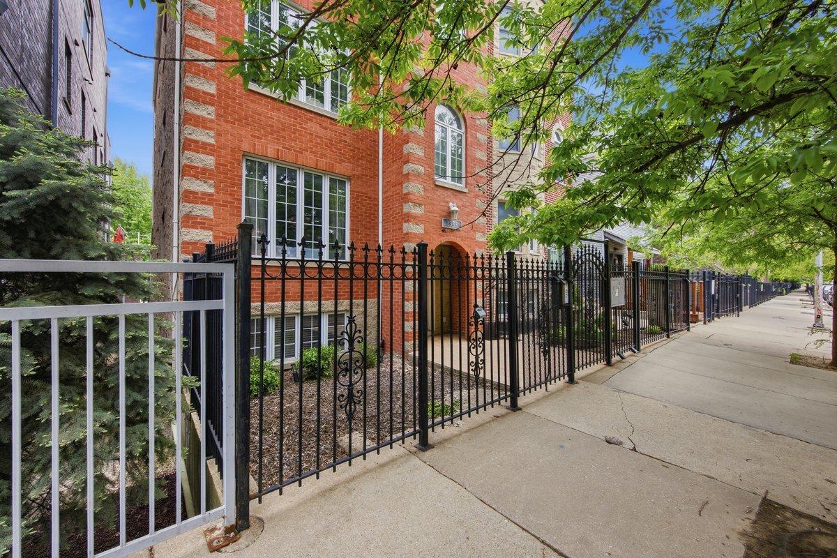 1333 N Bosworth Ave. #2, Chicago, IL 60642