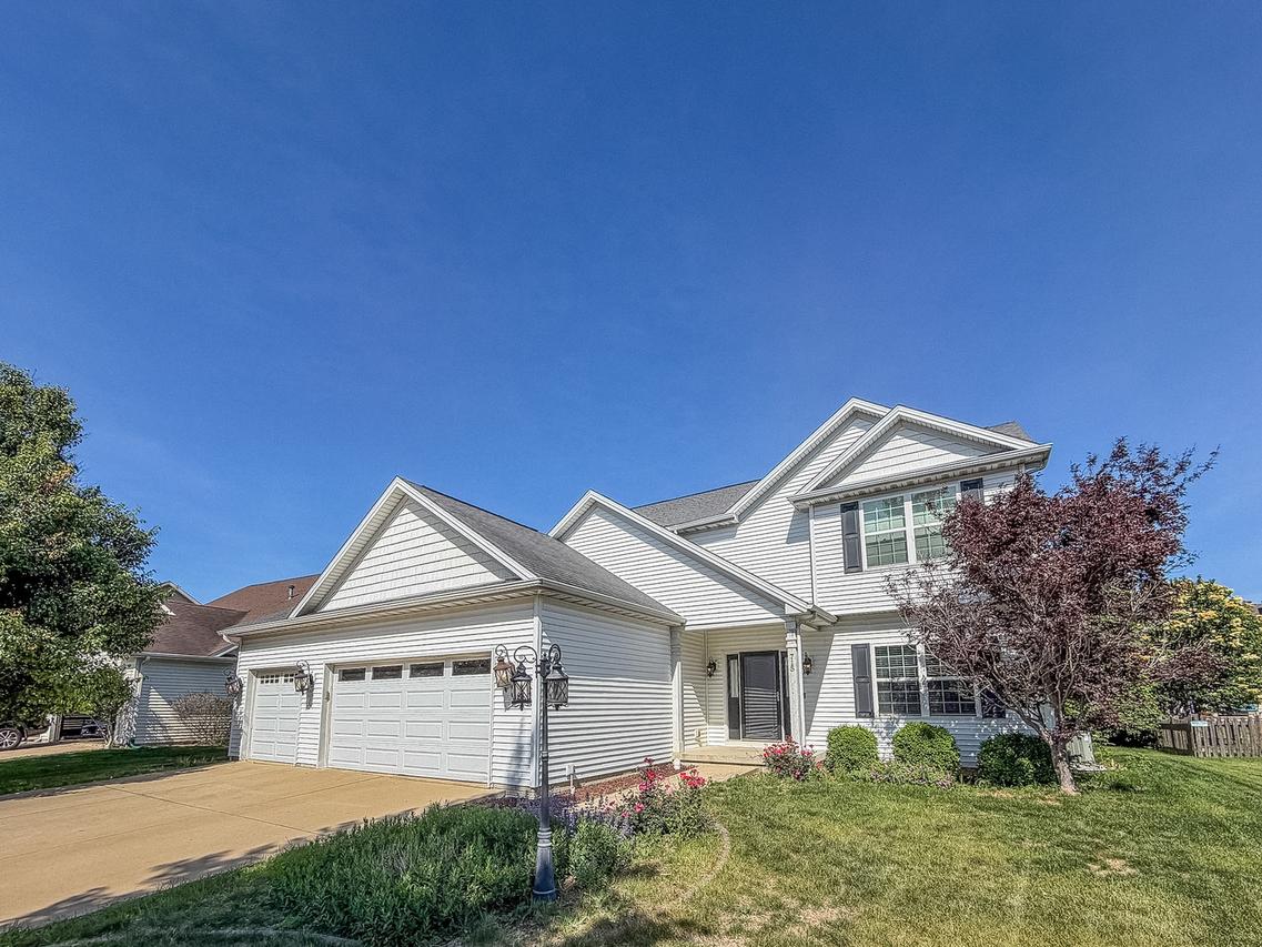 715 Sedgegrass Dr., Champaign, IL 61822