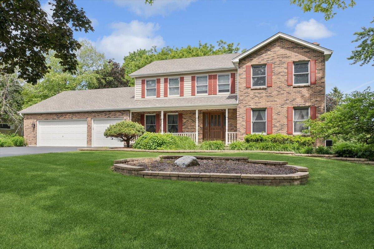 39W550 Deerpath Rd., Aurora, IL 60506