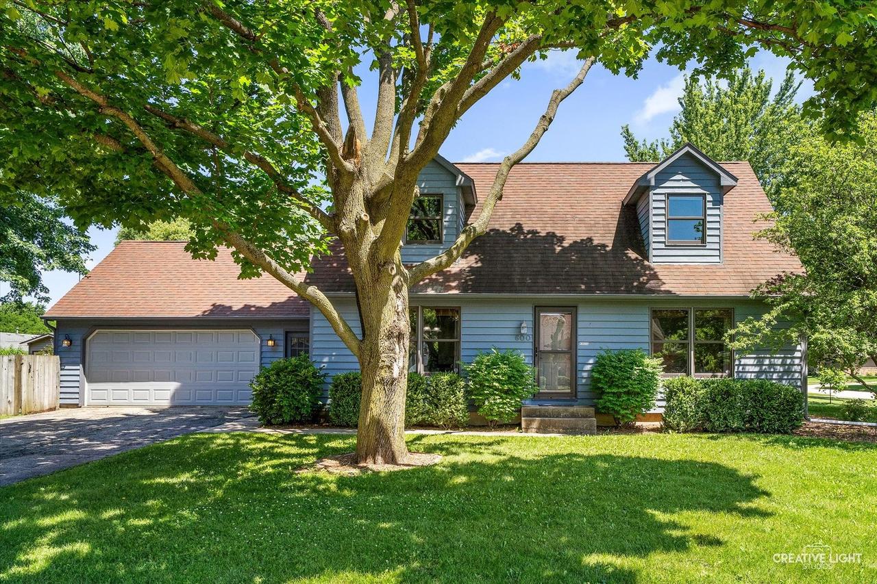 600 Stetzer St., Elburn, IL 60119
