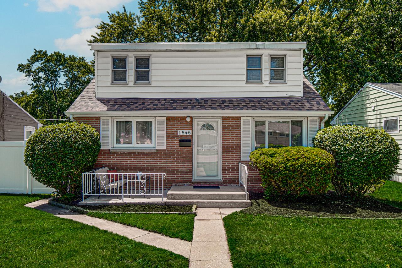 1545 S 4th Ave., Kankakee, IL 60901