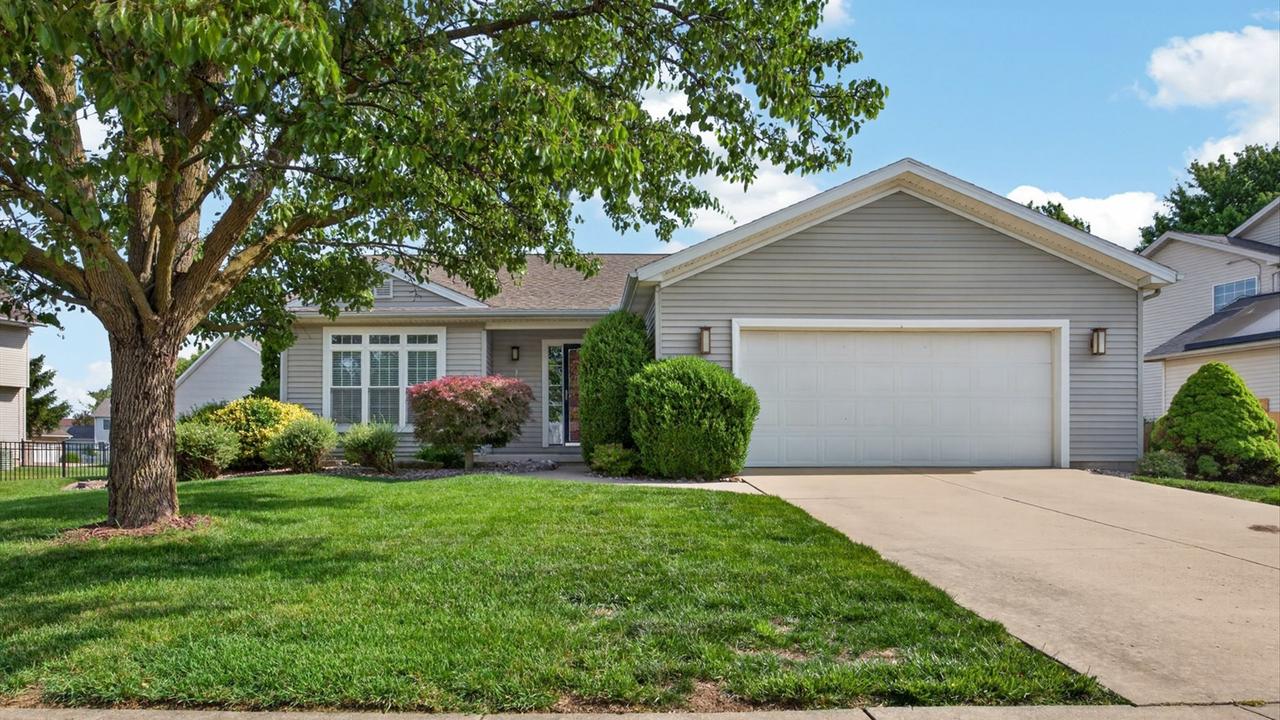 4 Minks Ct., Bloomington, IL 61704