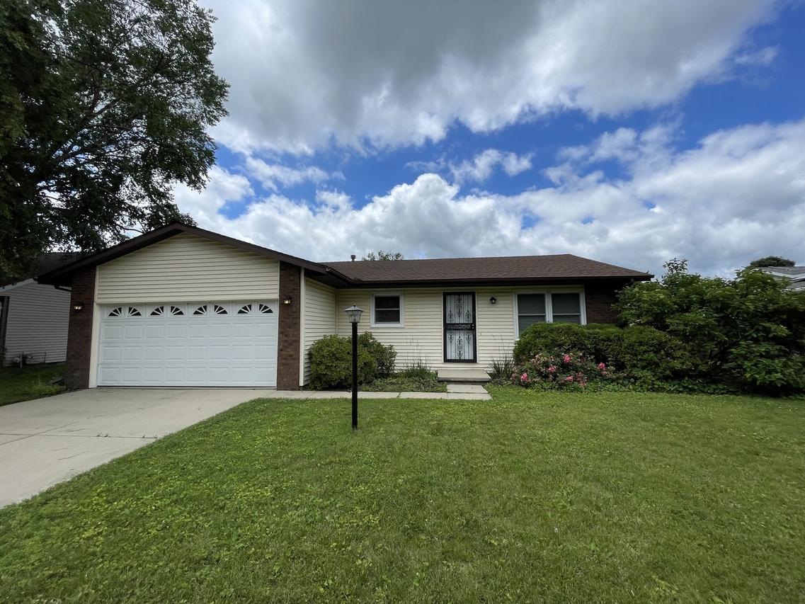 607 Delmar Dr., Champaign, IL 61822