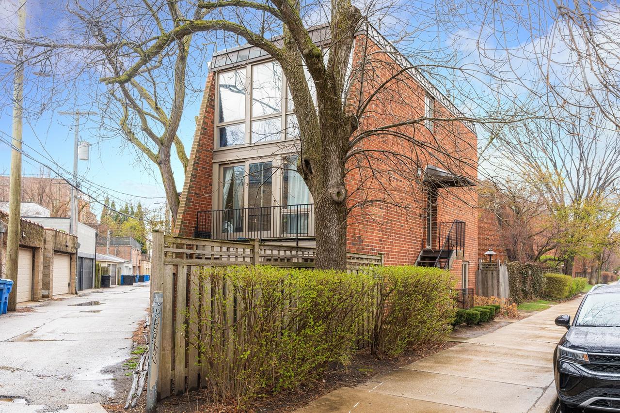 2122 N Lincoln Ave. #A1, Chicago, IL 60614