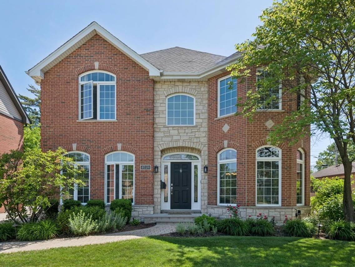 1721 Courtland Ave., Park Ridge, IL 60068