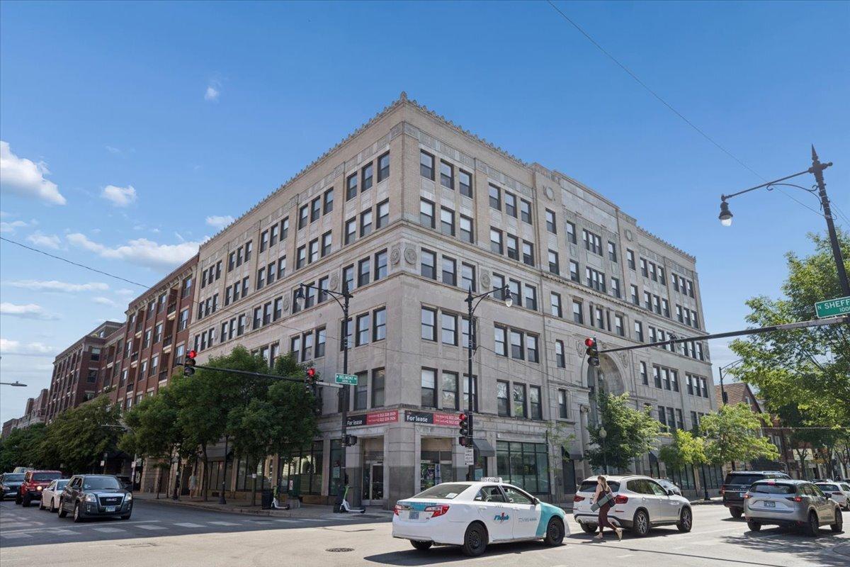 3150 N Sheffield Ave. #606, Chicago, IL 60657