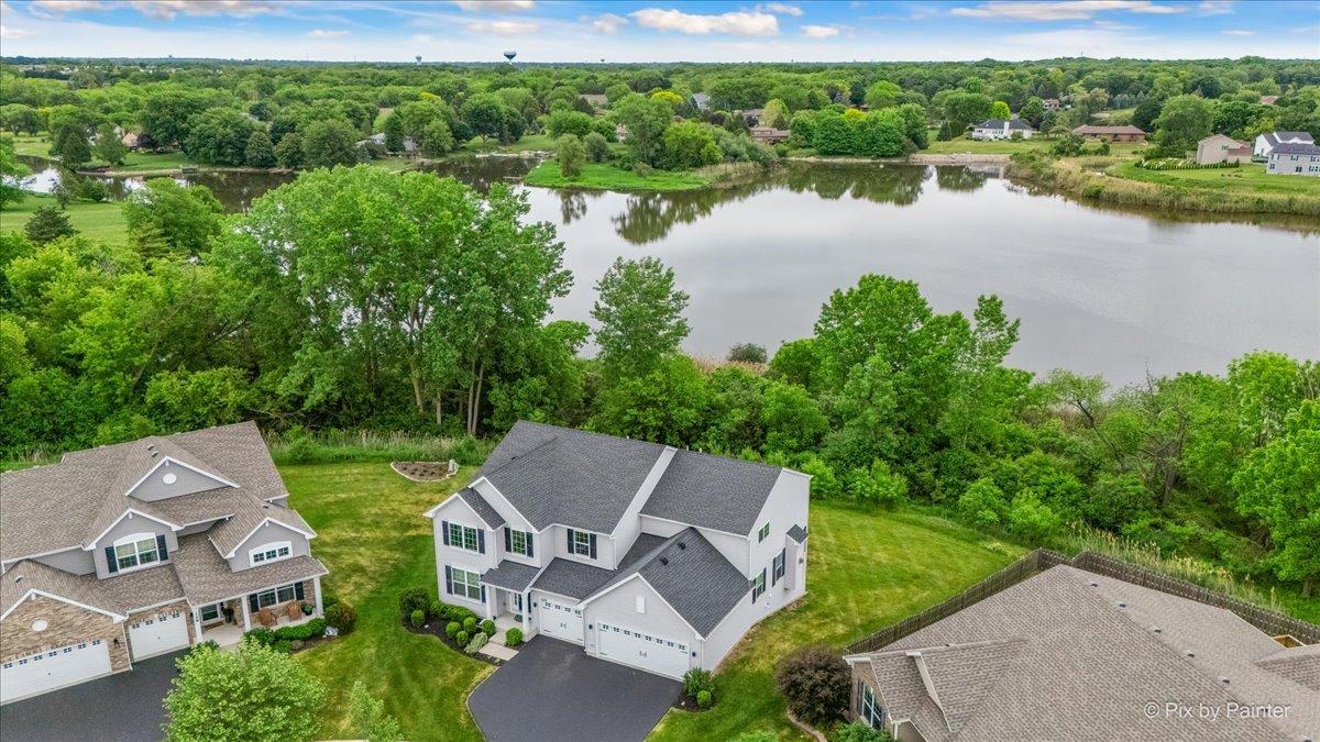 125 Stowe Ct., Volo, IL 60020
