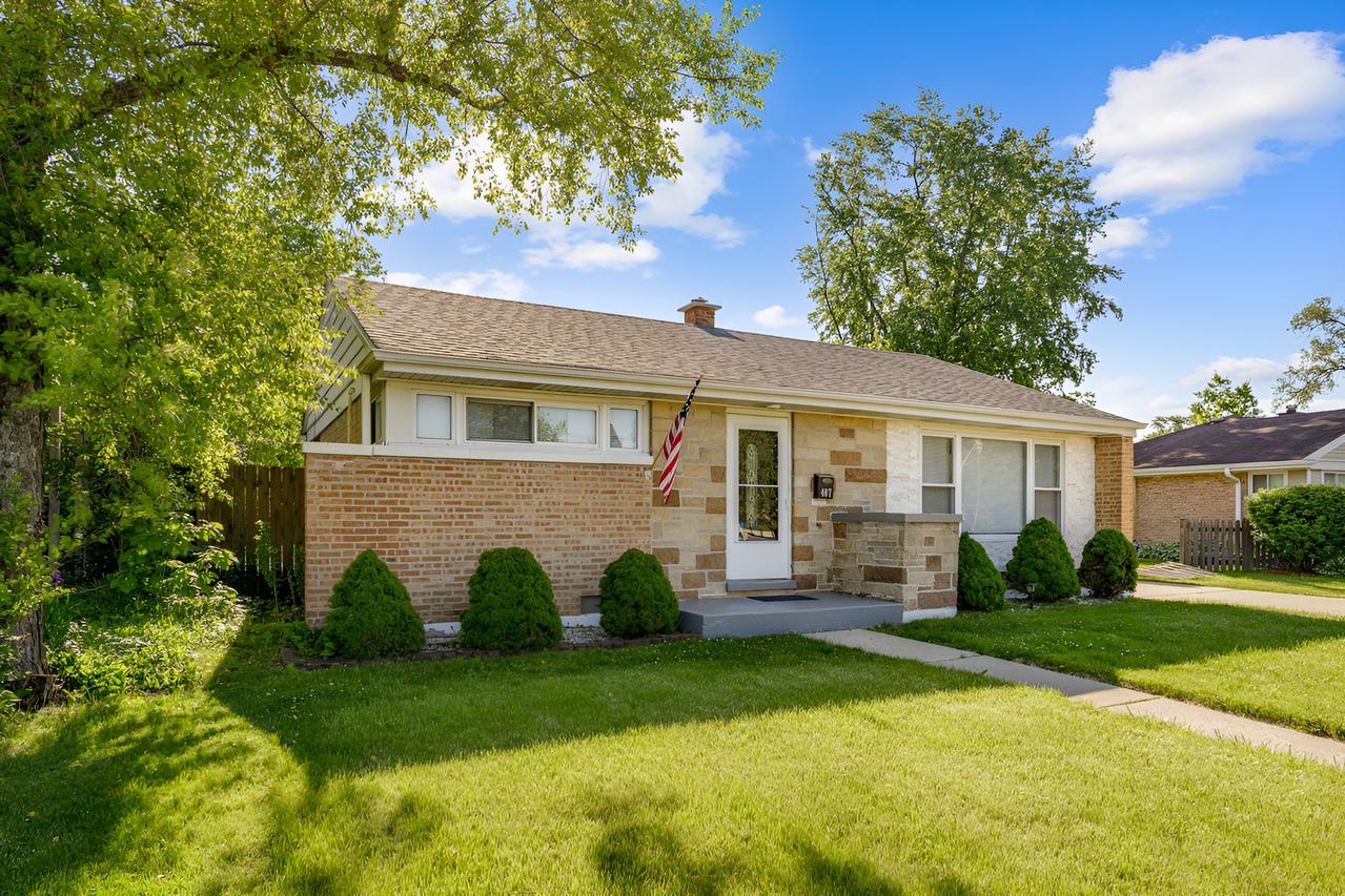 407 N West Ave., Elmhurst, IL 60126