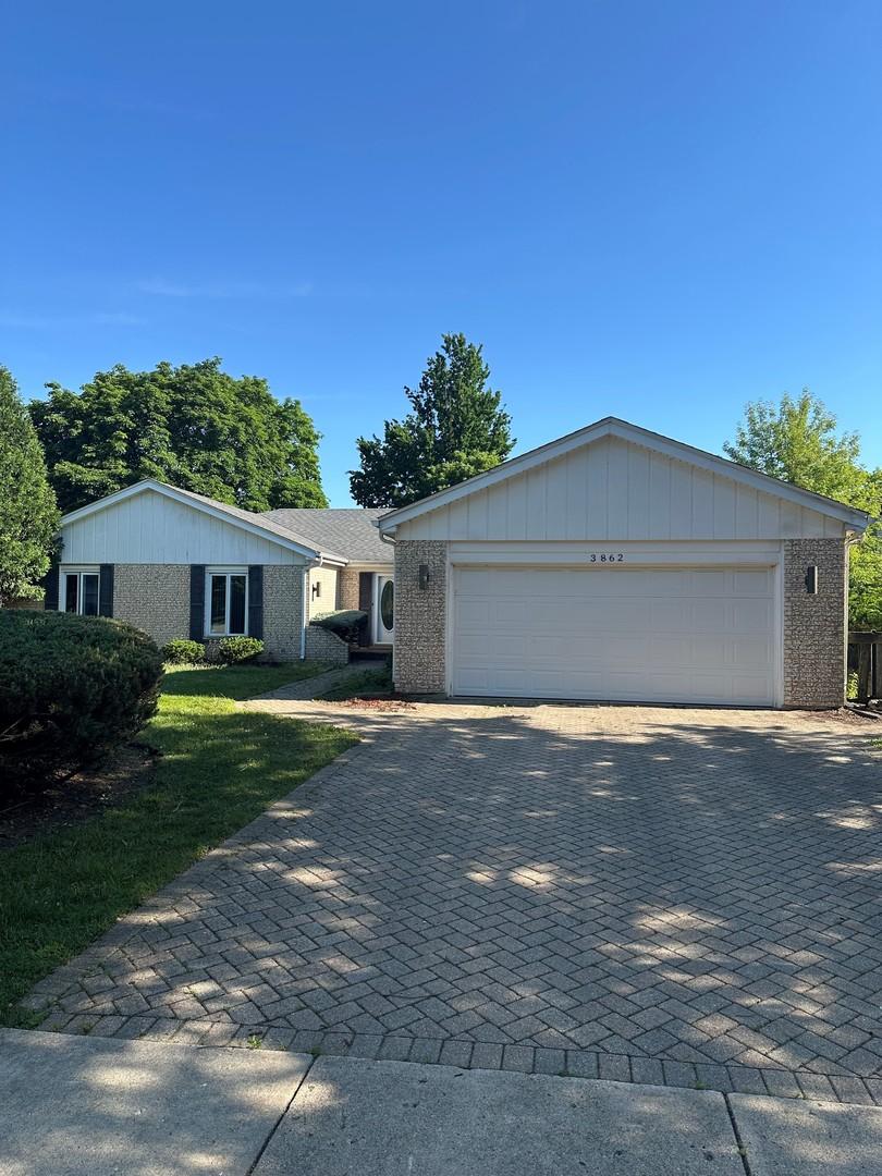 3862 Grace Ln., Glenview, IL 60025