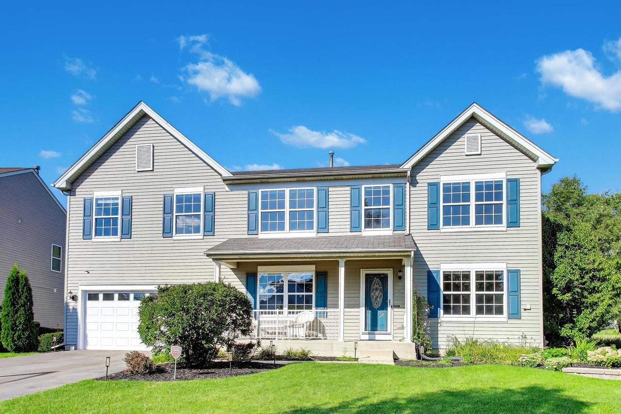 1047 Wheatland Dr., Crystal Lake, IL 60014