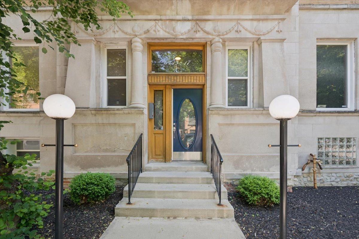 6417 S Minerva Ave. #3-SW, Chicago, IL 60637