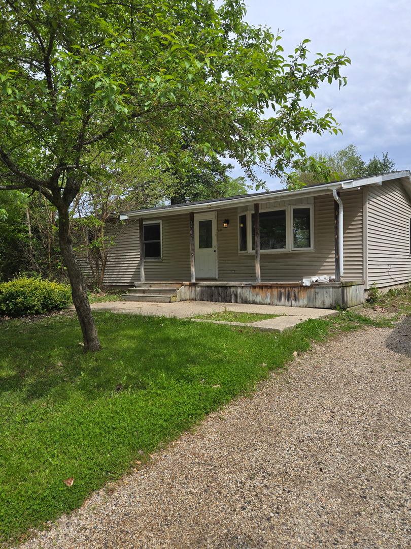 3706 Buchanan Rd., Johnsburg, IL 60051