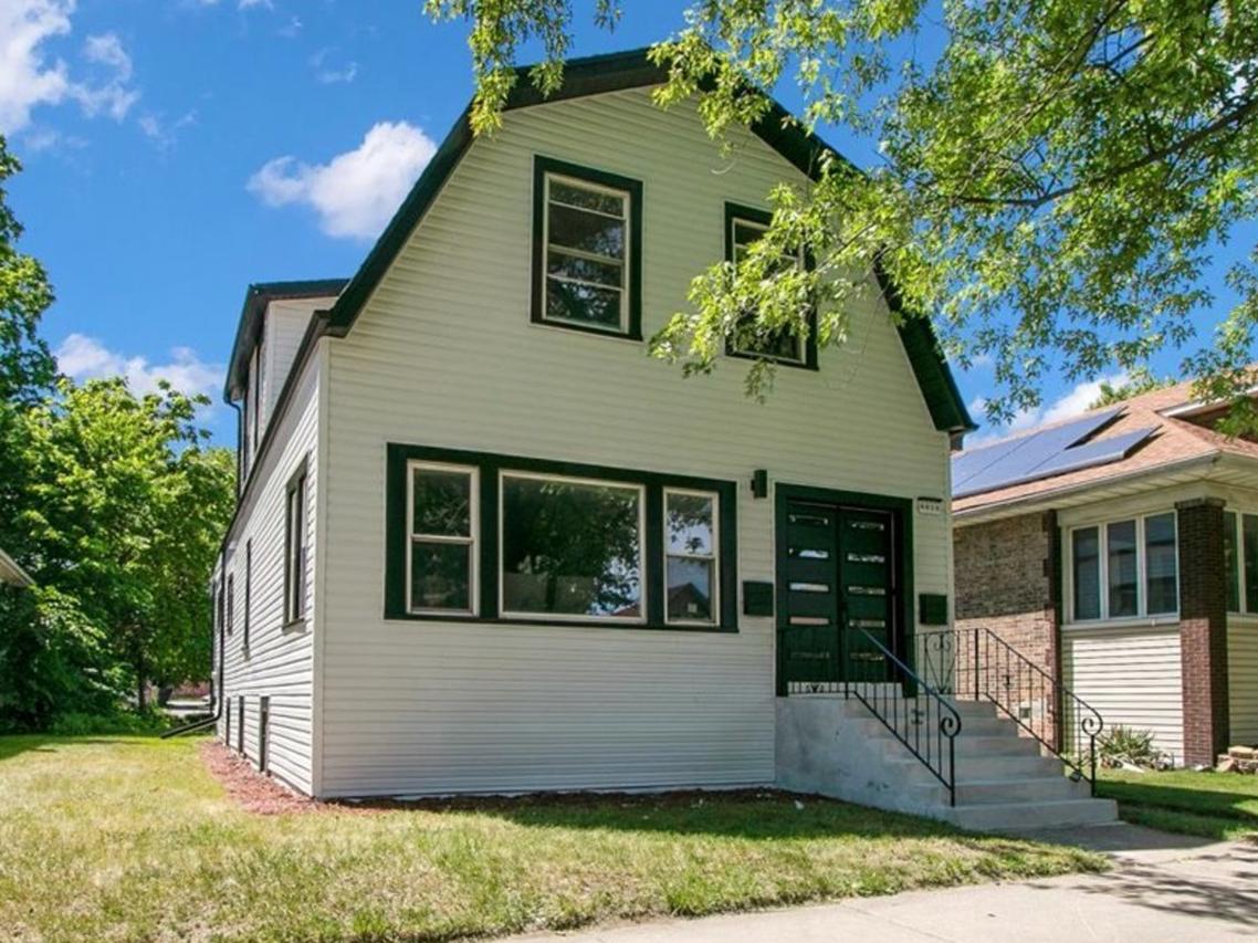 8030 S Constance Ave., Chicago, IL 60617