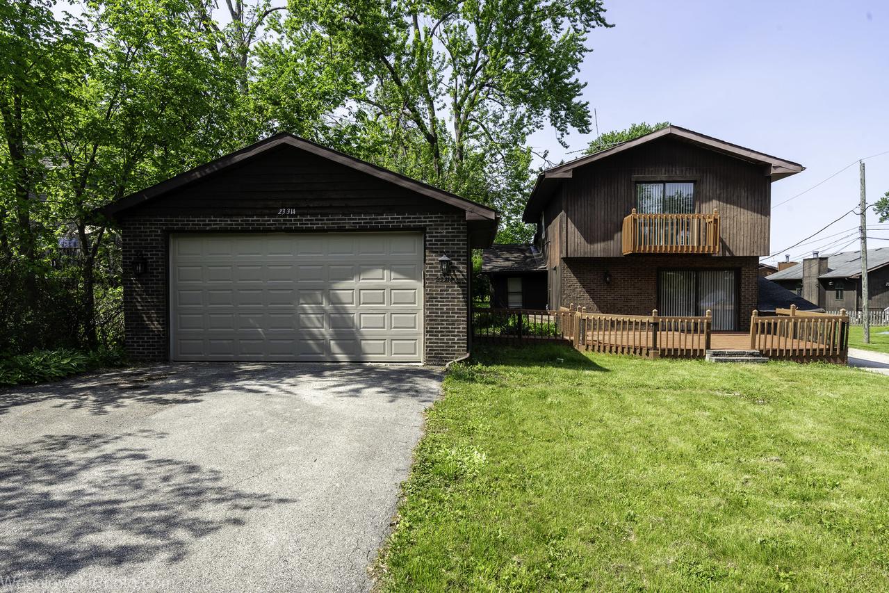 23314 W Liberty Ave., Lake Villa, IL 60046