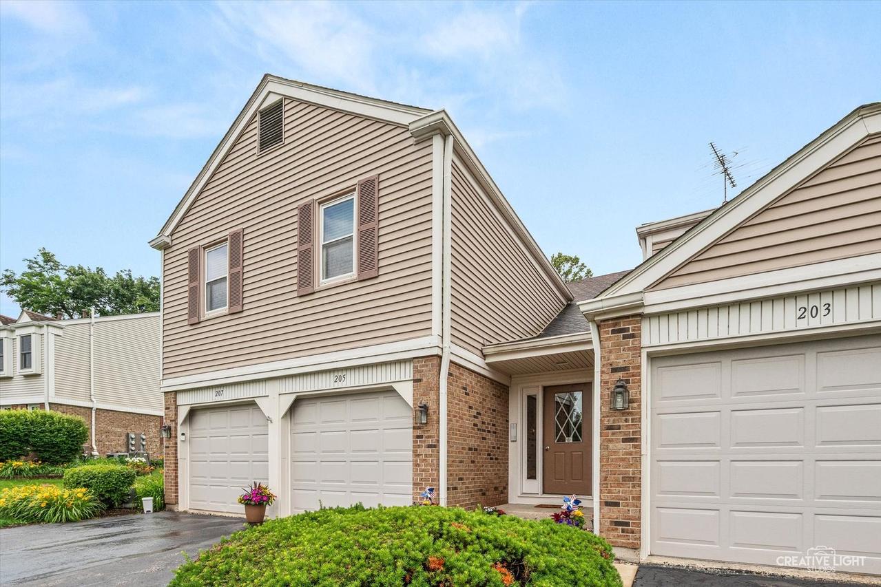 205 Millington Way, St. Charles, IL 60174