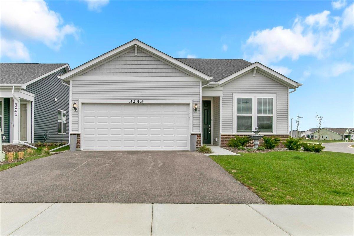 3243 Sweetgrass Cir., Aurora, IL 60503