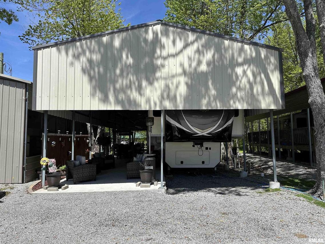 8 Mcbride Ct., Marion, IL 62959