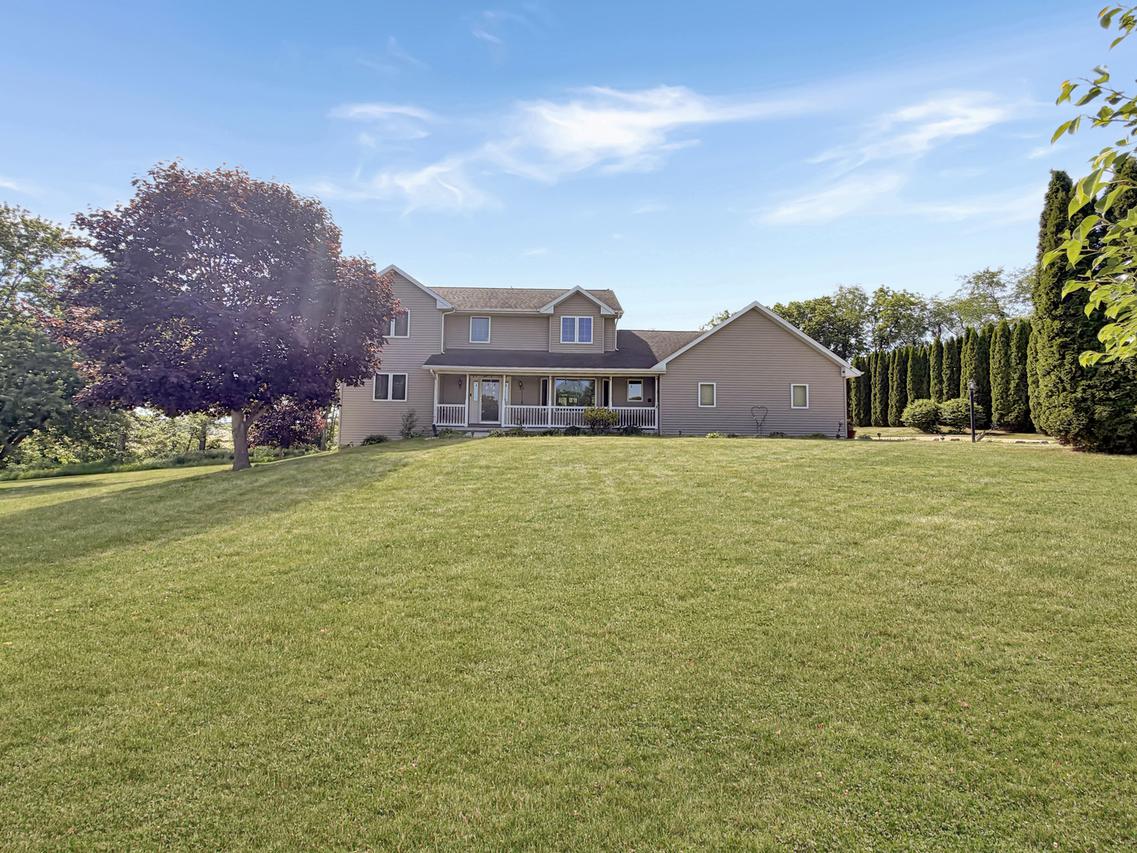 [Address Hidden by Seller], Freeport, IL 61032