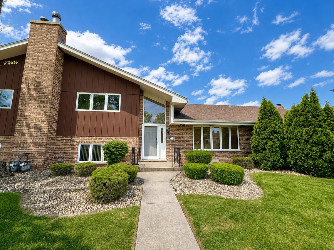 18222 Michigan Ct., Orland Park, IL 60467