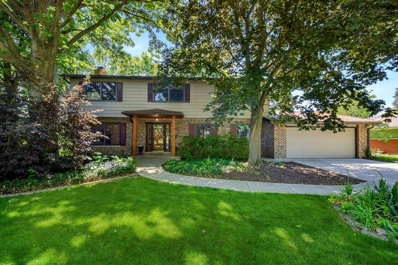 403 Meadowrue Ln., Batavia, IL 60510