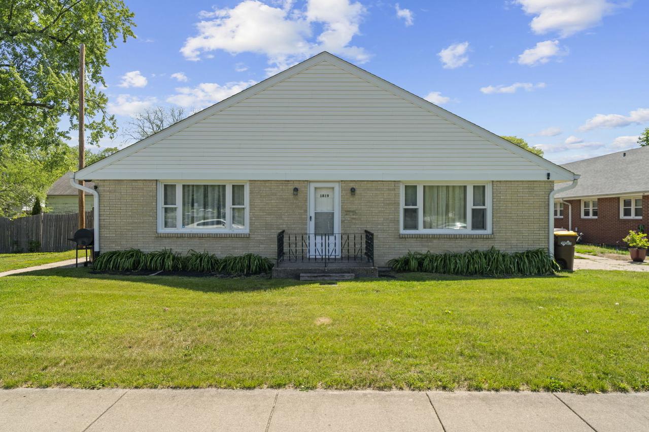 1819 Logan St., Rockford, IL 61103