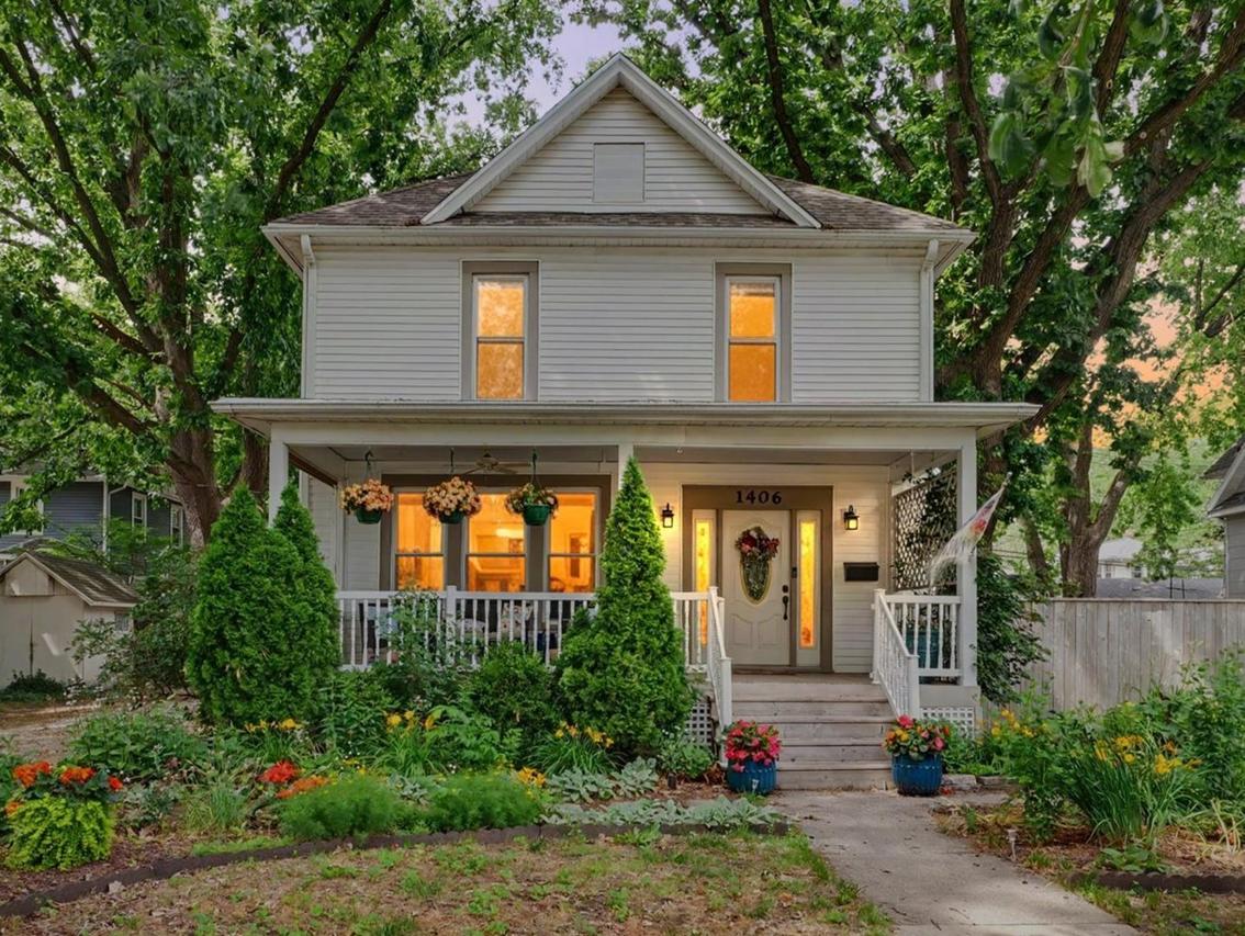 1406 W Church St., Champaign, IL 61821