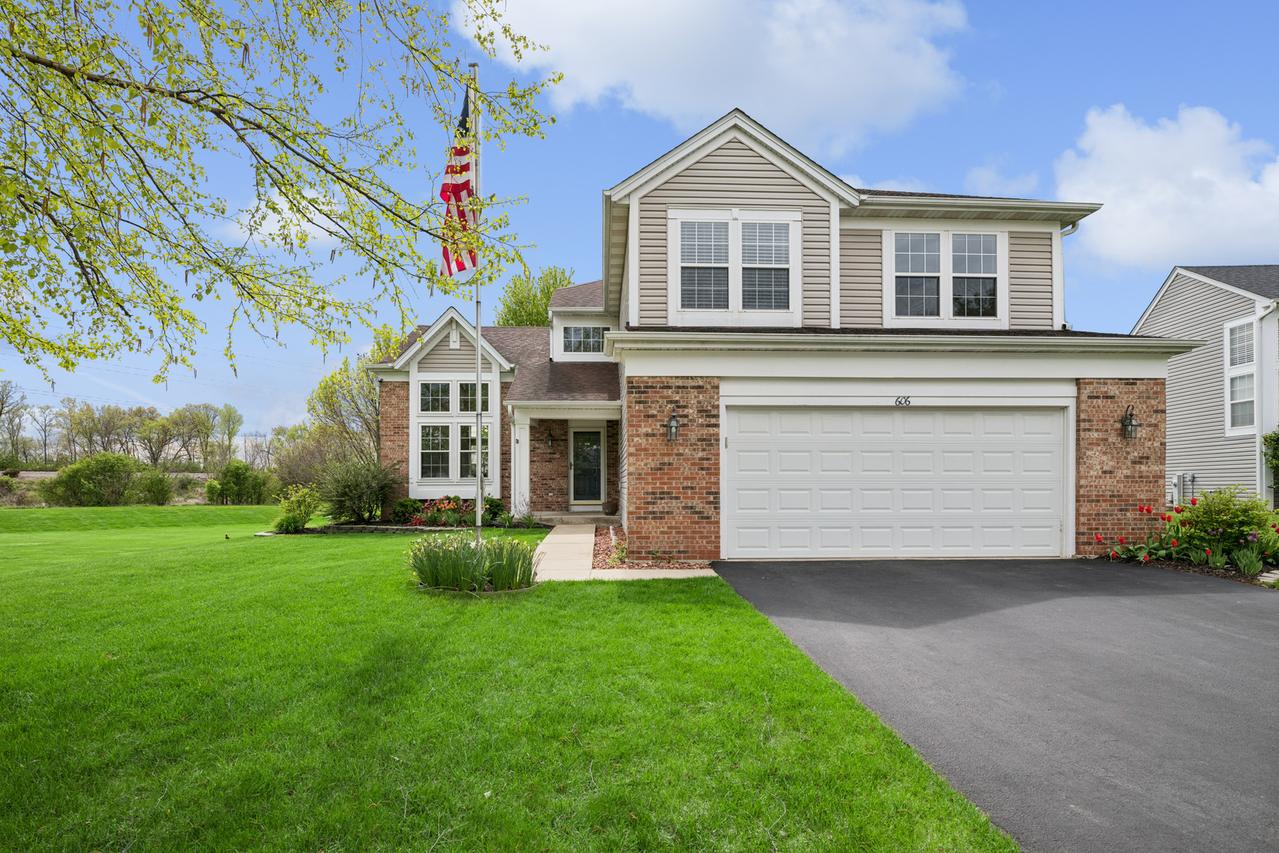 606 Arlington Ln., South Elgin, IL 60177
