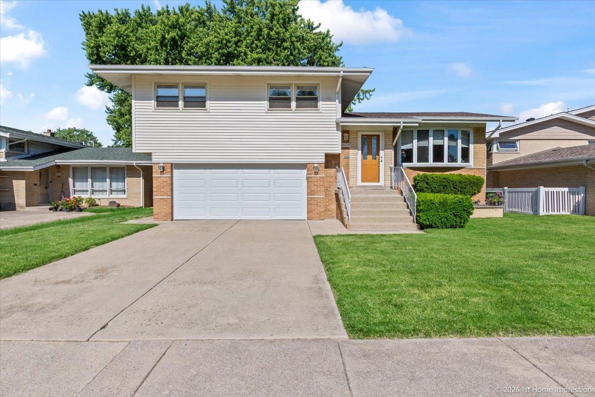 10328 Long Ave., Oak Lawn, IL 60453