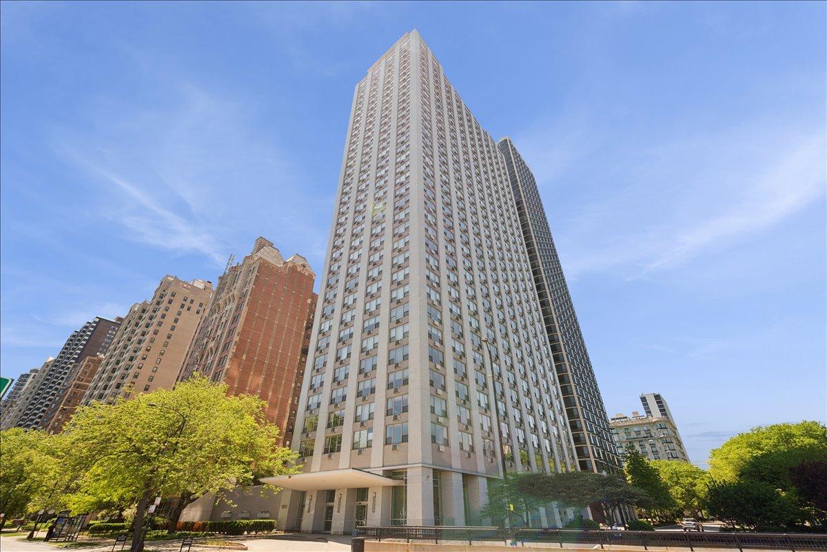 1550 N Lake Shore Dr. #30D, Chicago, IL 60610