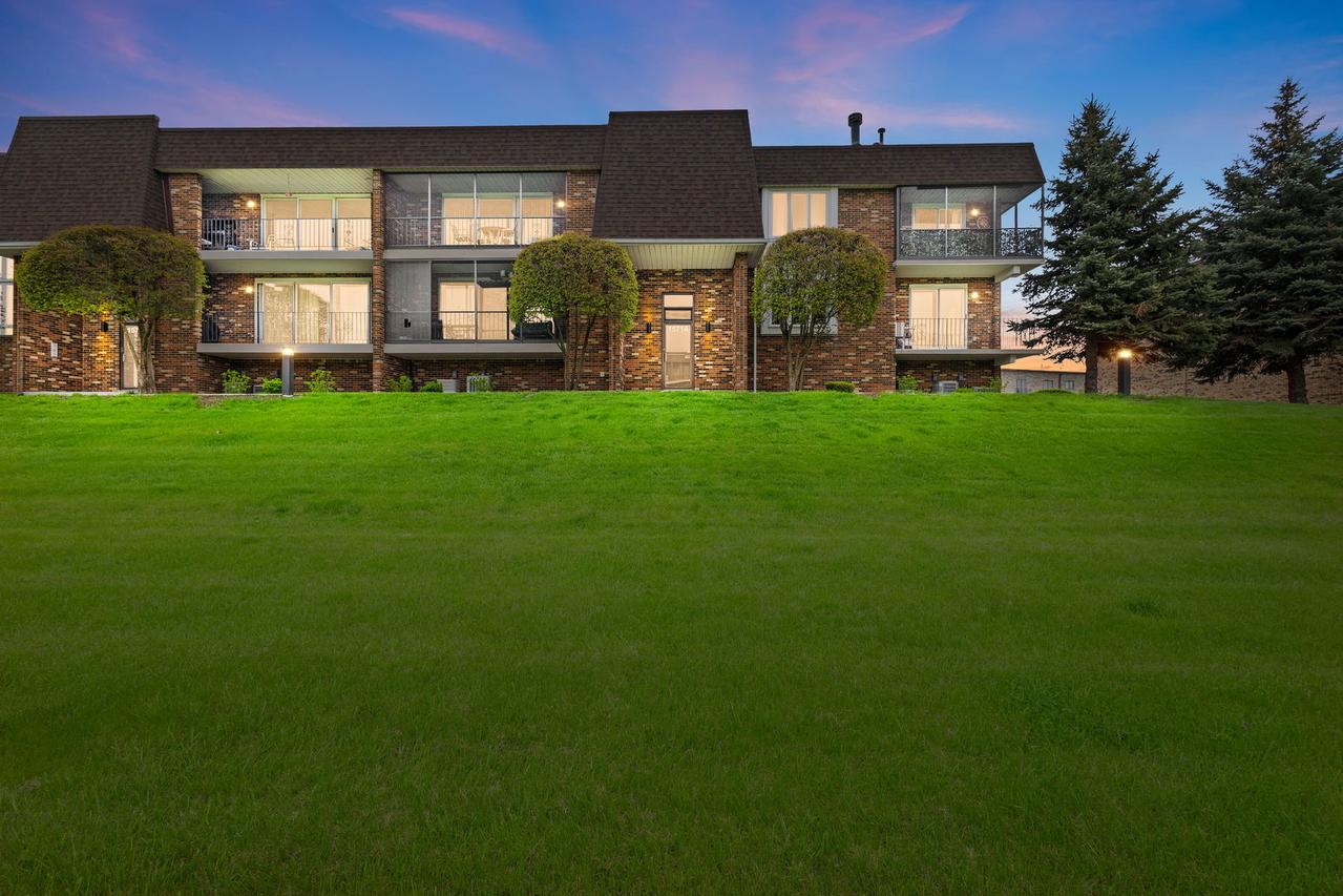 15714 Brassie Ct. #1S, Orland Park, IL 60462
