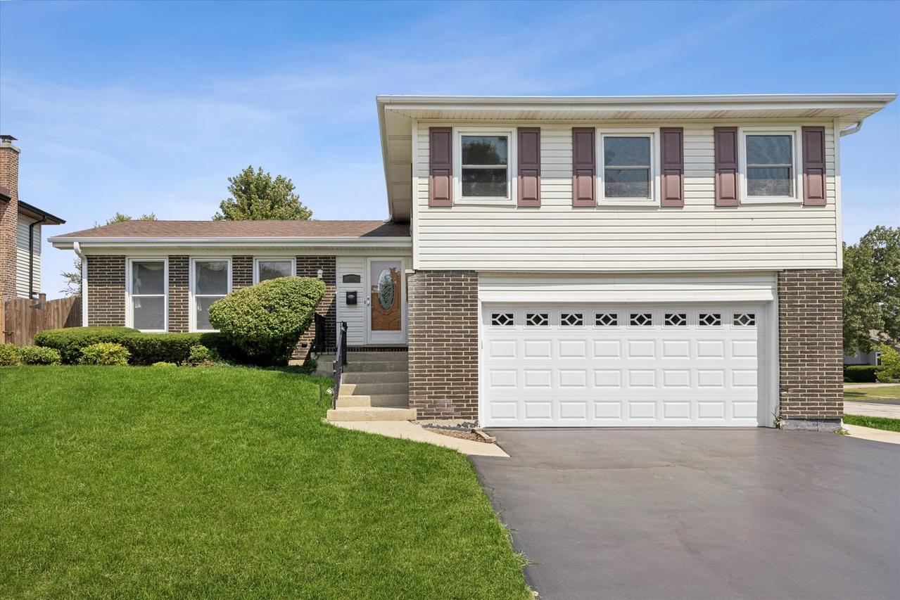 1423 Colony Ct., Lombard, IL 60148