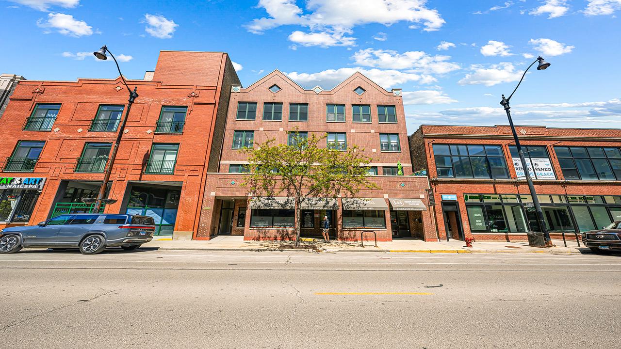 2733 N Lincoln Ave. #A, Chicago, IL 60614