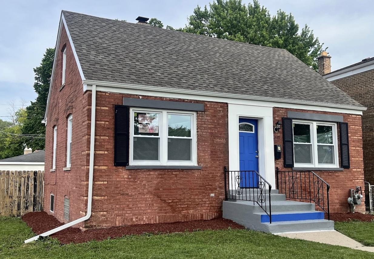 14201 S State St., Riverdale, IL 60827