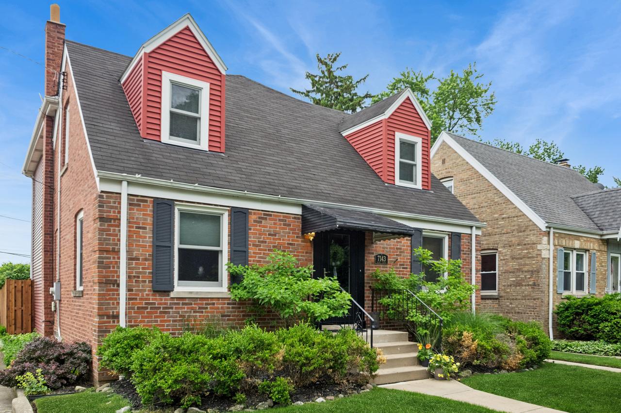 7143 N Mason Ave., Chicago, IL 60646