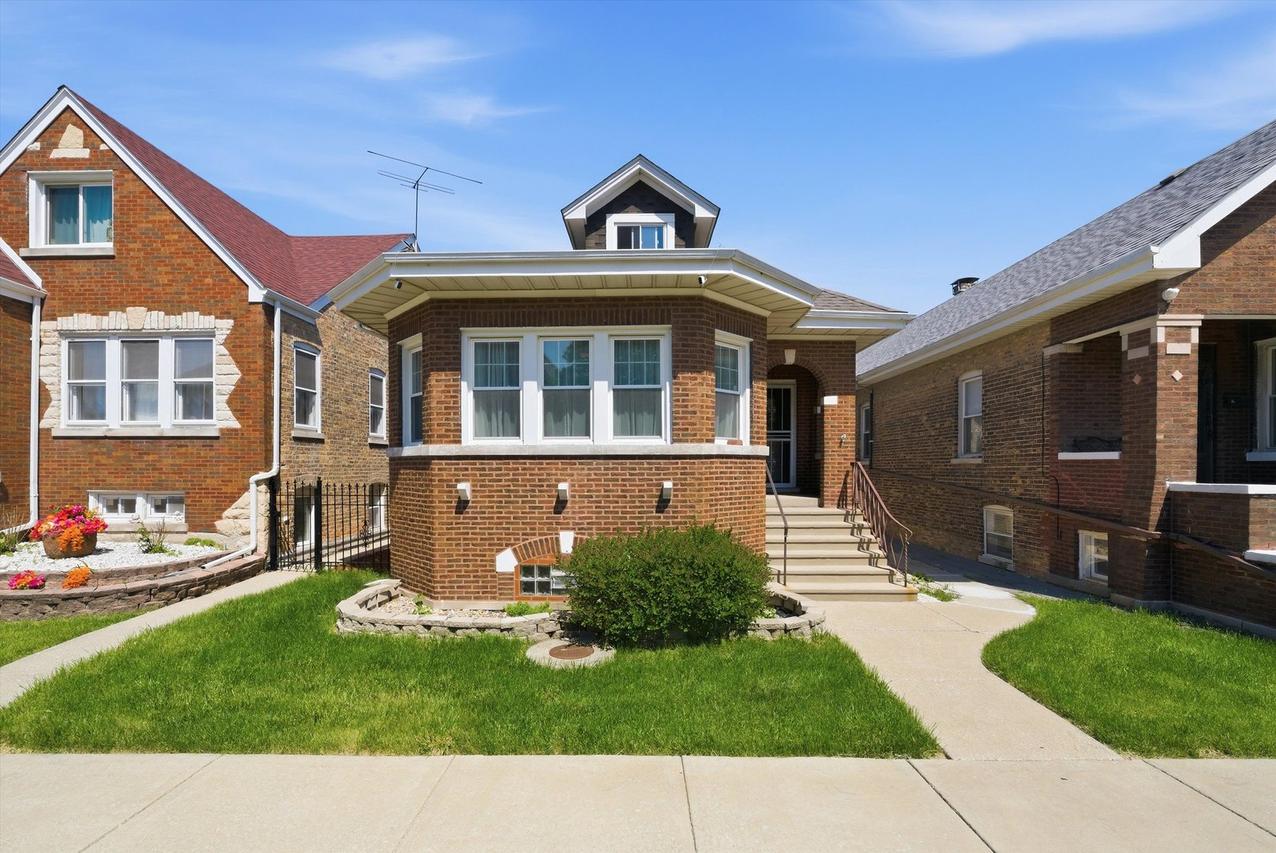 1509 S 59th Ct., Cicero, IL 60804