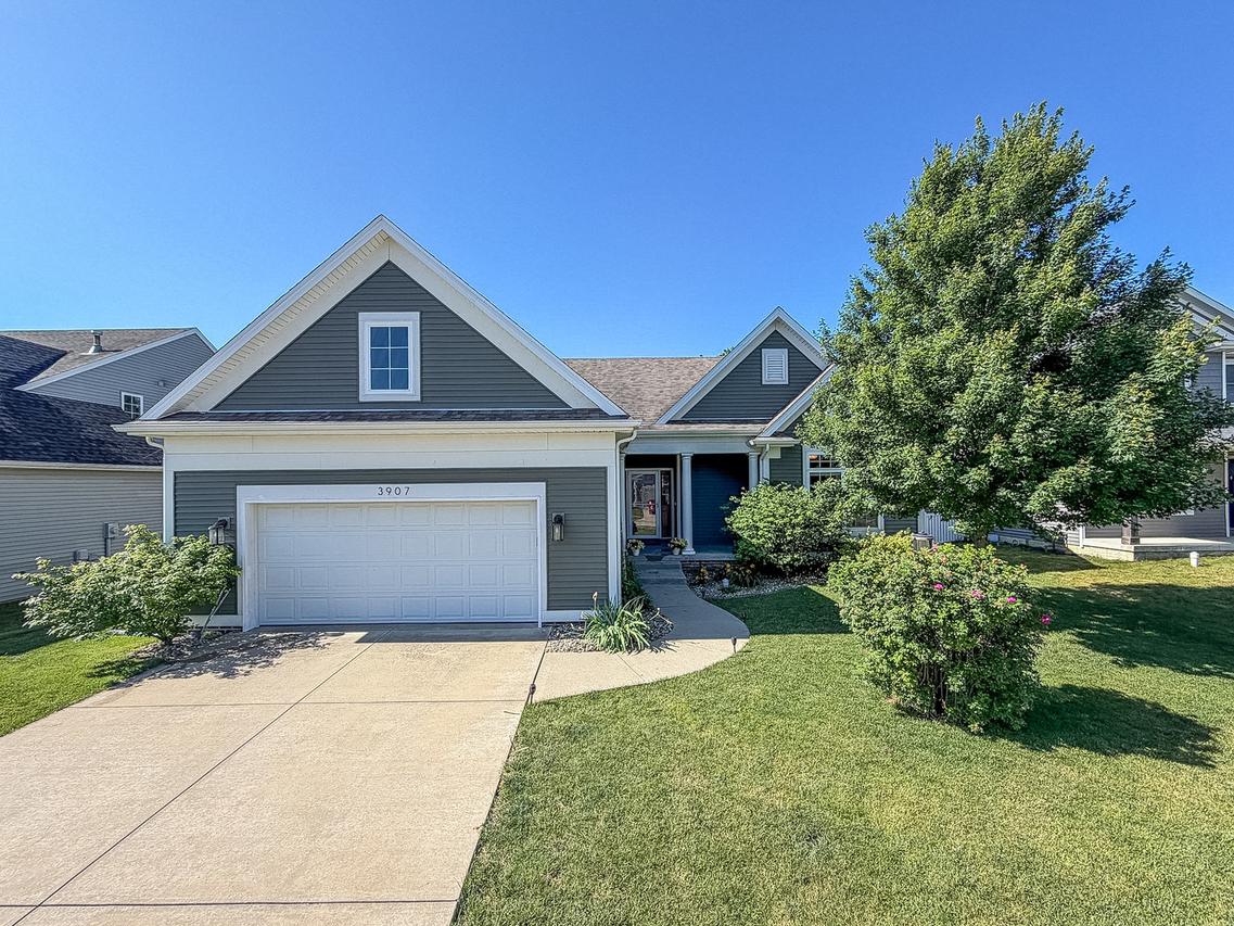3907 Boulder Ridge Dr., Champaign, IL 61822