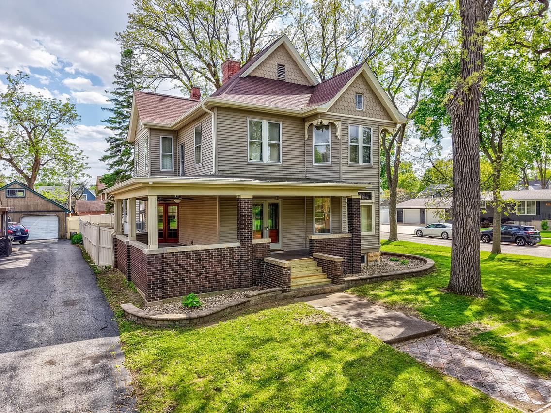 401 E Prospect Ave., Ottawa, IL 61350