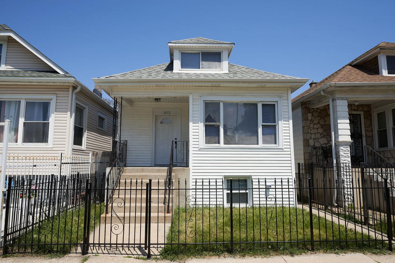 1452 W 71st St., Chicago, IL 60636