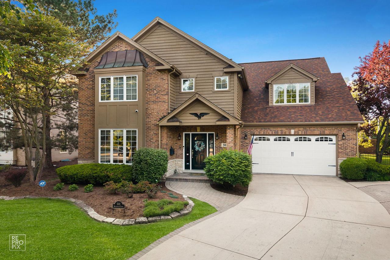 501 Wedgewood Ct., Hinsdale, IL 60521