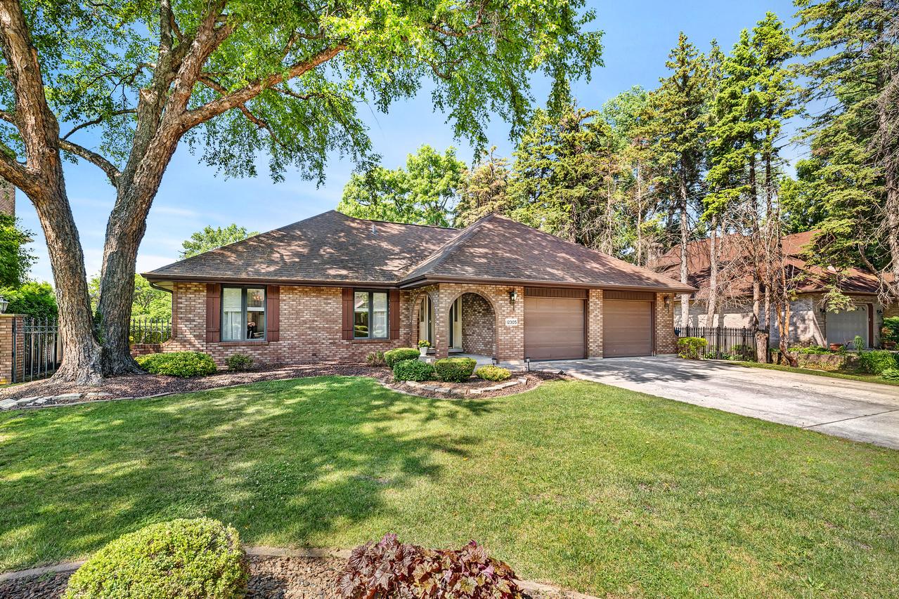 12305 S Spruce Ct., Palos Heights, IL 60463