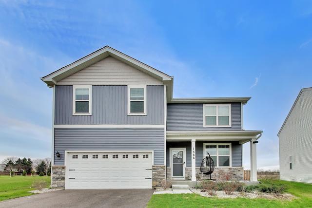 1566 Dublin Dr., Hampshire, IL 60140