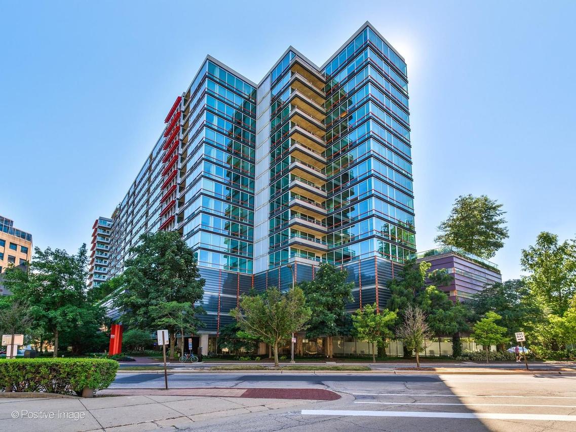 800 Elgin Rd. #1220, Evanston, IL 60201