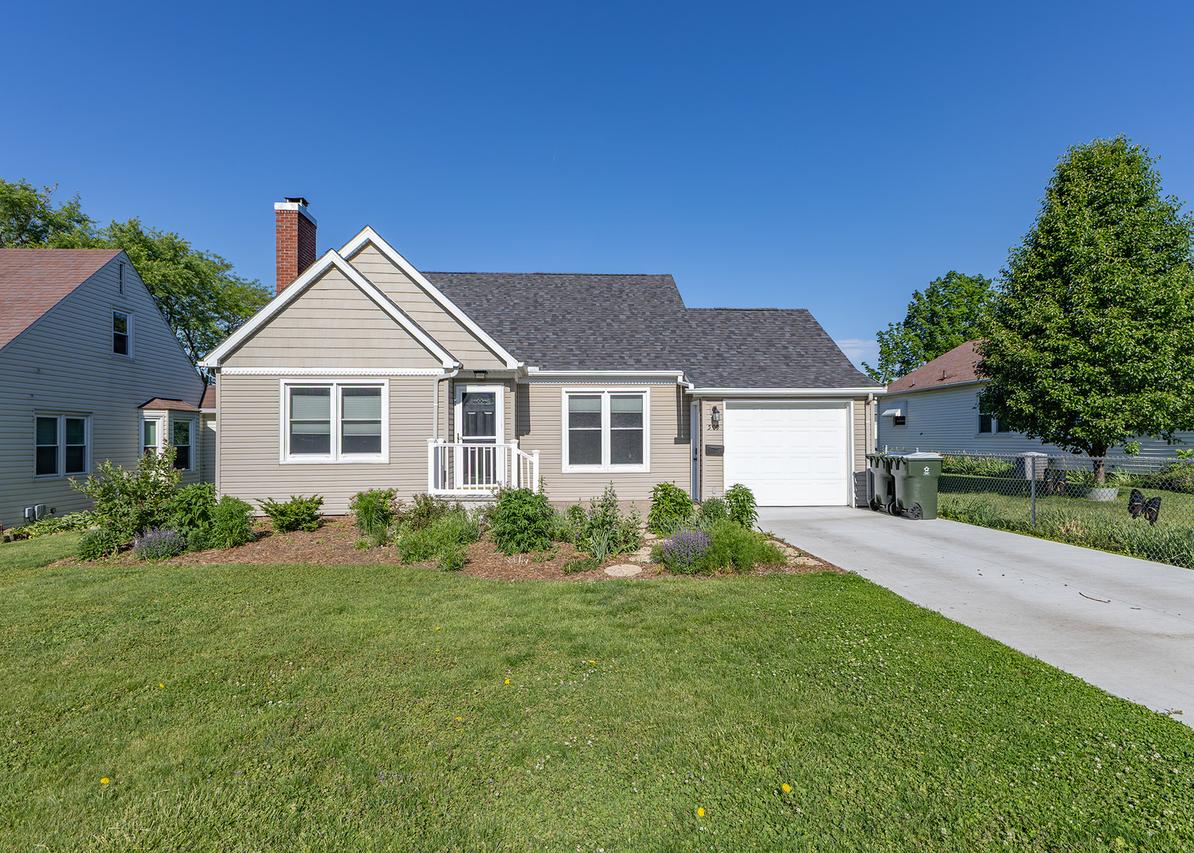 509 S Henry St., Geneseo, IL 61254